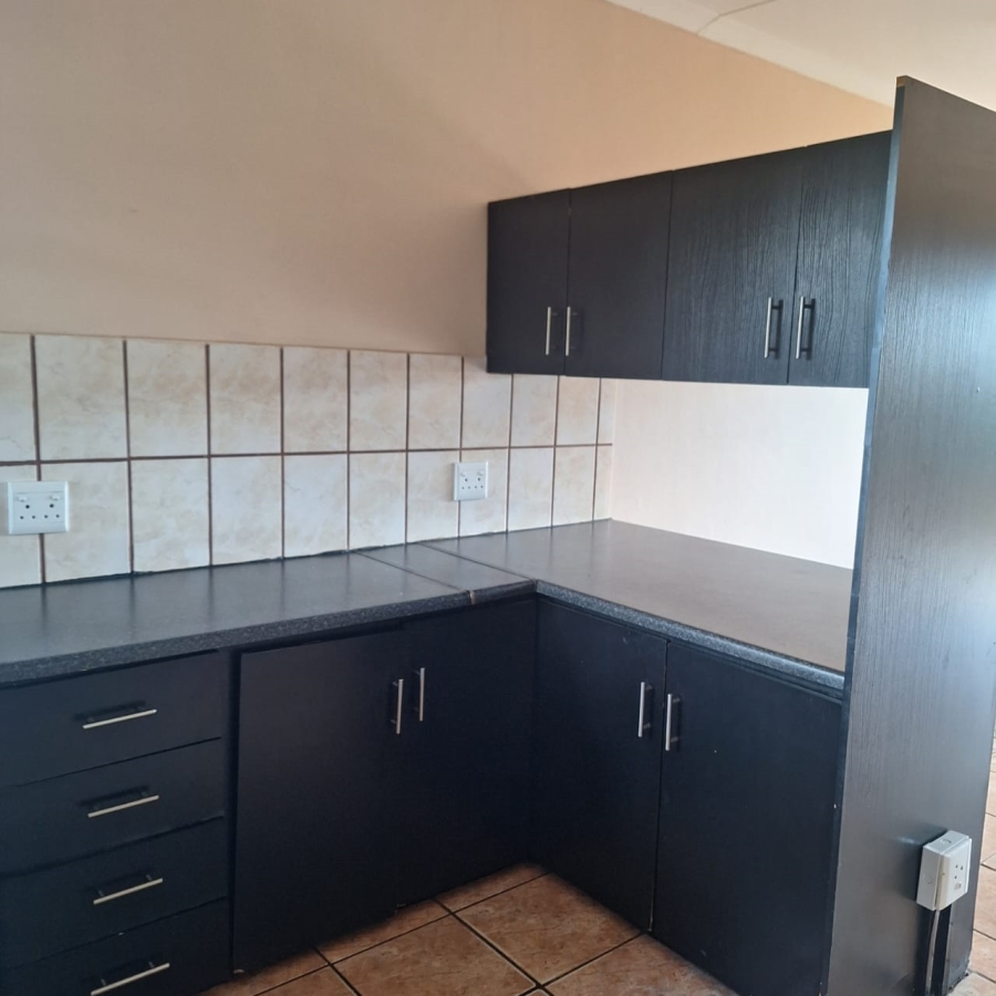 To Let 3 Bedroom Property for Rent in Wrenchville Northern Cape